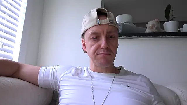 ploki2180 online show from 11.02.25