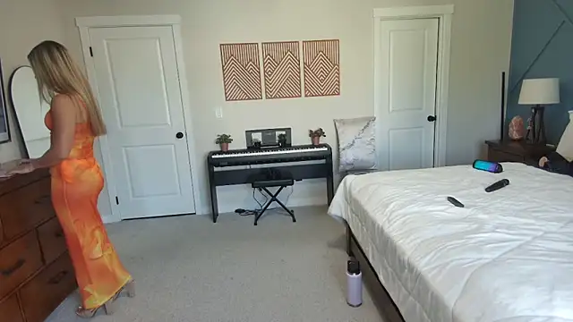 xxyourgirlblair online show from 09.17.25