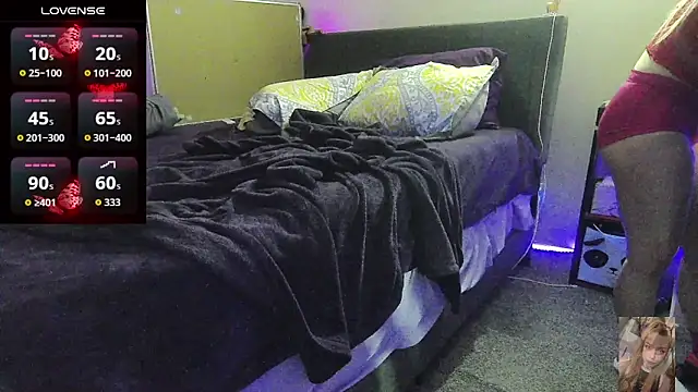 Blondiewithanass online show from 03.20.26