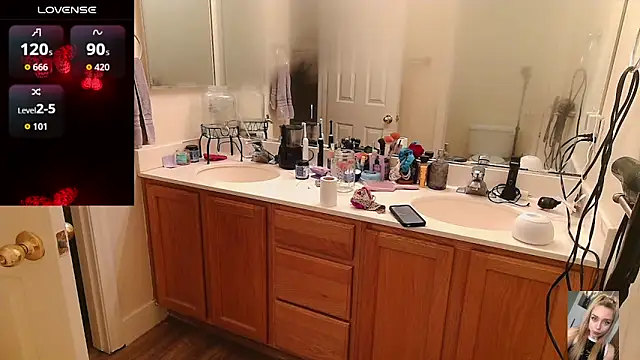 Blondiewithanass online show from 03.29.26