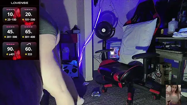 Blondiewithanass online show from 04.08.26