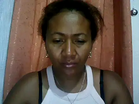 Snapshot of sexyladii chatting on 12.25.24 sexyladii online show from 12.25.24