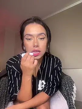 Snapshot of Samispank chatting on 12.10.24 Samispank online show from 12.10.24