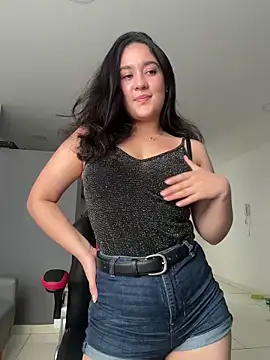 Nina lovi online show from 03.06.26