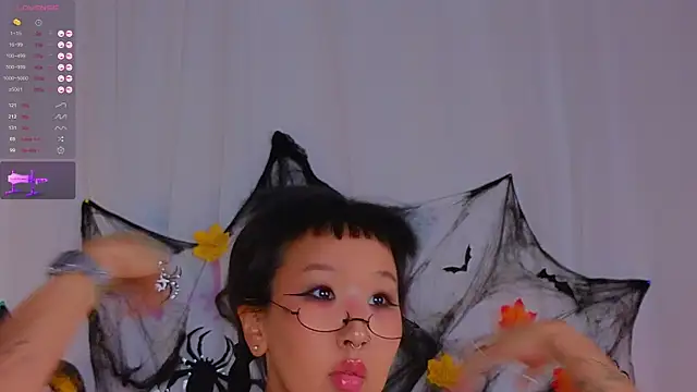 Snapshot of a11yson chatting on 10.22.25 a11yson online show from 10.22.25