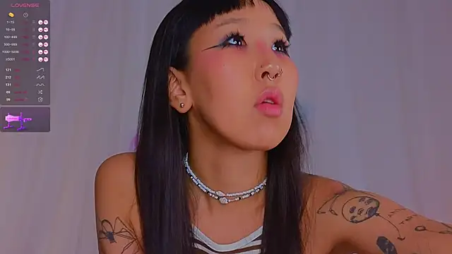 Snapshot of a11yson chatting on 11.23.25 a11yson online show from 11.23.25