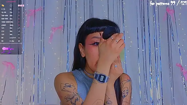 Snapshot of a11yson chatting on 04.10.26 a11yson online show from 04.10.26