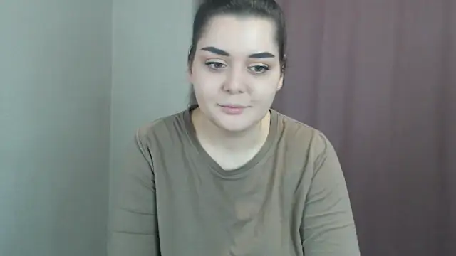 ohhhMie online show from 12.12.24