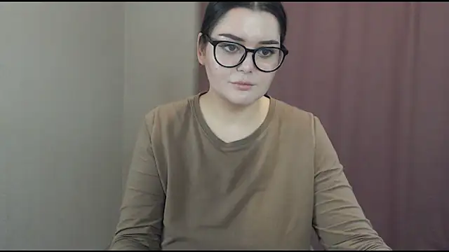 ohhhMie online show from 02.20.25