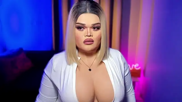 Snapshot of KarolinaThompson chatting on 01.31.25 KarolinaThompson online show from 01.31.25