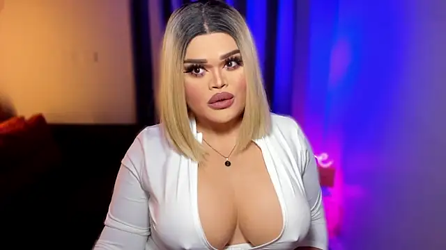 Snapshot of KarolinaThompson chatting on 02.16.25 KarolinaThompson online show from 02.16.25