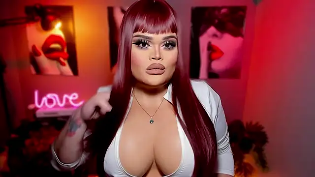 Snapshot of KarolinaThompson chatting on 09.21.25 KarolinaThompson online show from 09.21.25