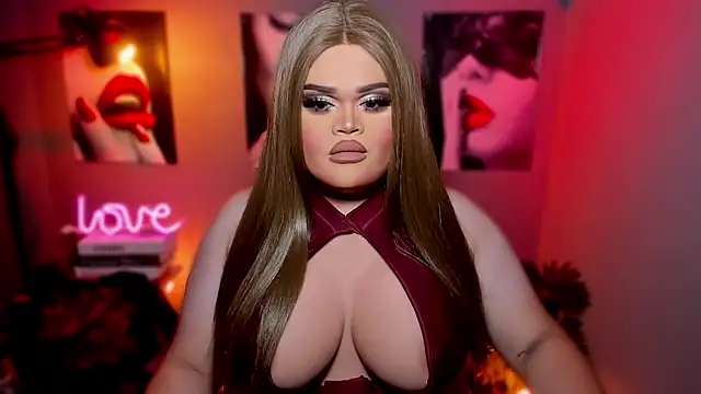 Snapshot of KarolinaThompson chatting on 09.23.25 KarolinaThompson online show from 09.23.25