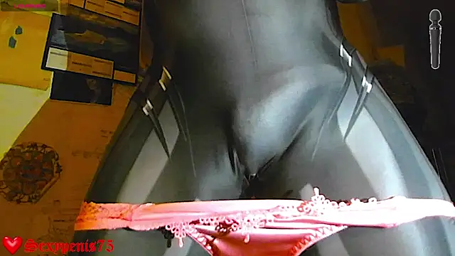 sexypenis75 online show from 04.10.26