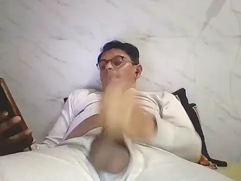 Snapshot of Kumarjay330 chatting on 02.13.26 Kumarjay330 online show from 02.13.26