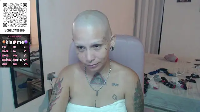 moon cat85 online show from 03.08.25