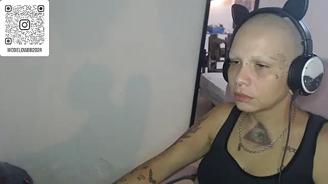 moon cat85 online show from 03.08.25