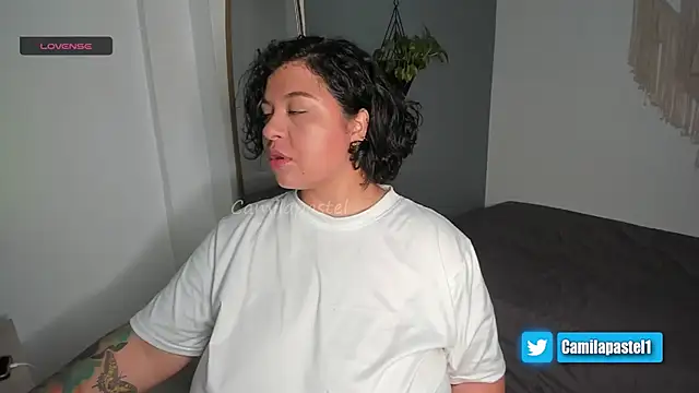 camilapastel online show from 09.23.25