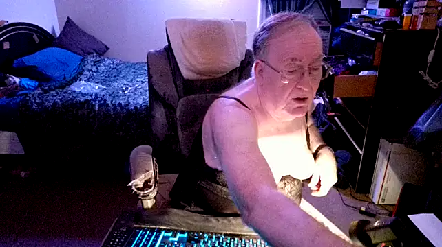 Toastir online show from 12.12.24