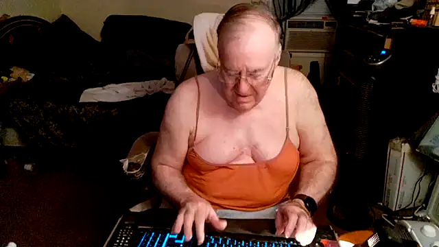 Toastir online show from 10.03.25