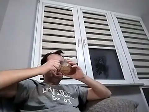 grzes19763 online show from 12.19.25