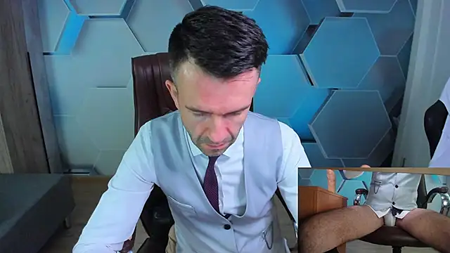 SteveTiger online show from 04.12.26