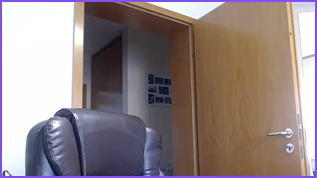 Sissygera online show from 02.28.25