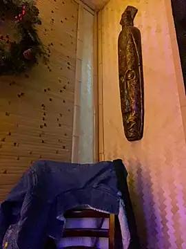 PhotoBabe online show from 12.22.24