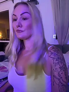 NastyMilf  online show from 10.13.25