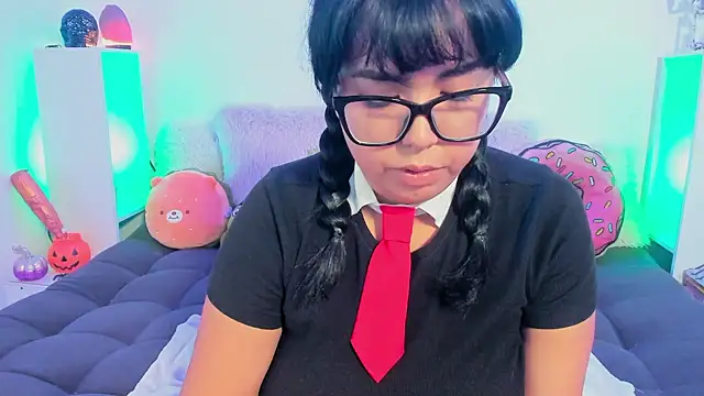LillyCandy online show from 10.07.25
