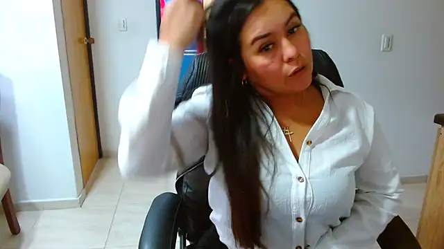 Ixchel Anaid online show from 02.01.26