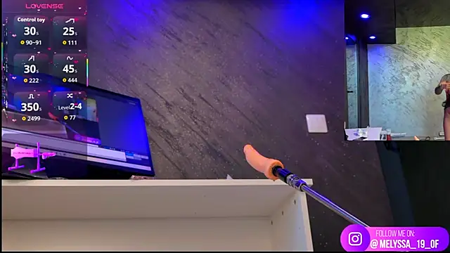 im-your-lovee online show from 05.26.26