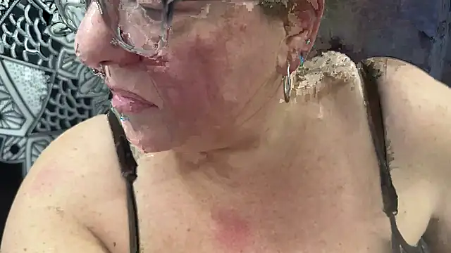 Miss Phat Booty online show from 12.20.24