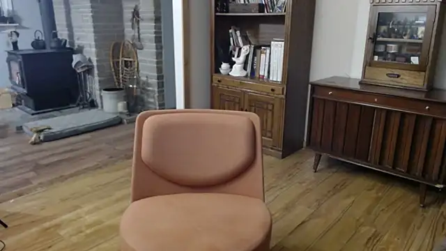 MarcyJones online show from 02.15.25