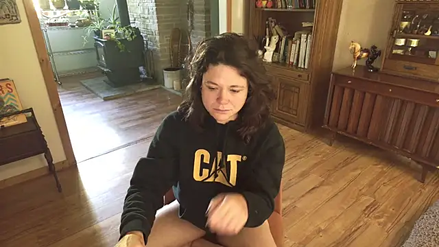 MarcyJones online show from 09.28.25