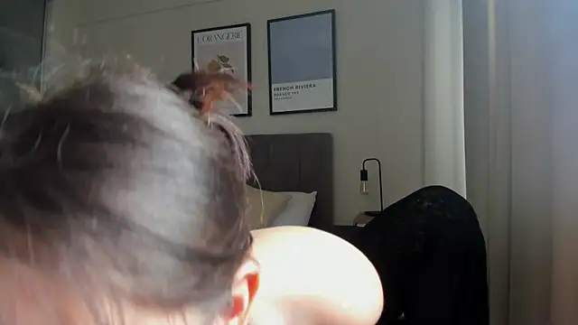 molly marmalade  online show from 01.28.25