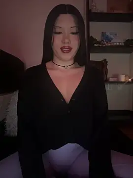 Amanita Bloom online show from 02.07.25