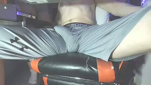 Dick and muscles online show from 10.11.25