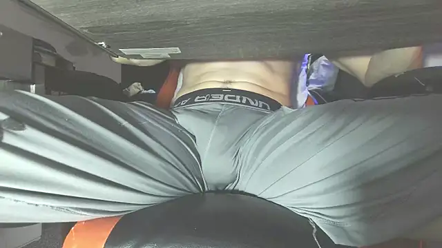 Dick and muscles online show from 10.14.25