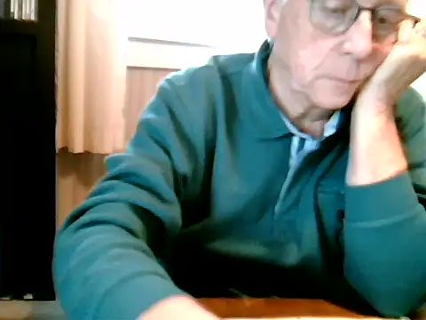 Snapshot of johnjohn622662 chatting on 11.24.25 johnjohn622662 online show from 11.24.25