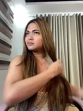 Snapshot of Bombshell_Ashy chatting on 01.13.25 Bombshell Ashy online show from 01.13.25