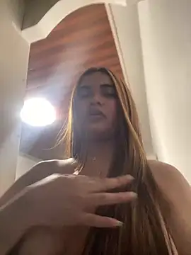 Snapshot of Bombshell_Ashy chatting on 02.06.25 Bombshell Ashy online show from 02.06.25