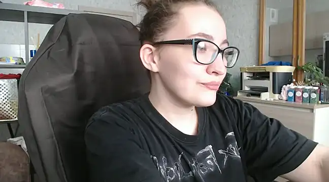 Snapshot of AnKey_Rayah chatting on 01.19.25 AnKey Rayah online show from 01.19.25