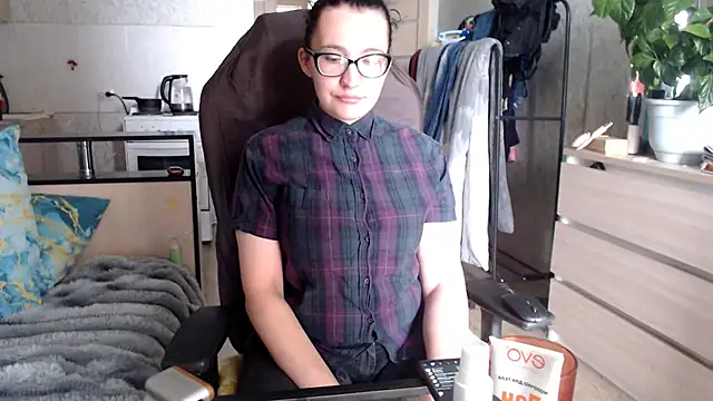 Snapshot of AnKey_Rayah chatting on 06.22.26 AnKey Rayah online show from 06.22.26