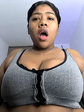 Snapshot of paola091 chatting on 11.20.25 paola091 online show from 11.20.25