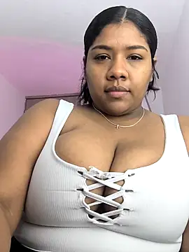 Snapshot of paola091 chatting on 11.20.25 paola091 online show from 11.20.25