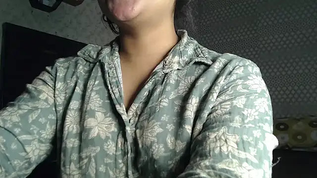 Snapshot of Indian_Anu chatting on 01.25.25 Indian Anu online show from 01.25.25