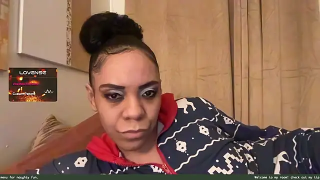 Snapshot of Sanaawest chatting on 12.11.24 Sanaawest online show from 12.11.24