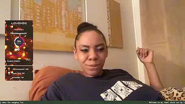 Snapshot of Sanaawest chatting on 12.17.24 Sanaawest online show from 12.17.24