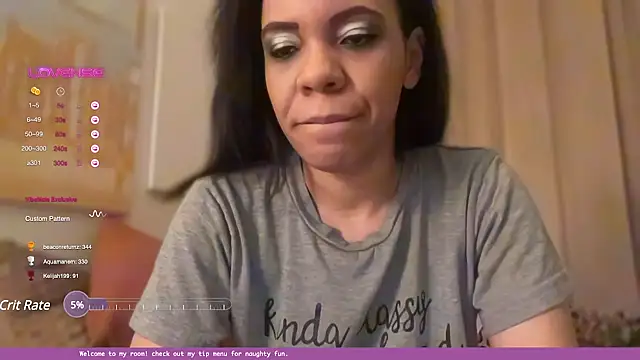 Snapshot of Sanaawest chatting on 01.07.25 Sanaawest online show from 01.07.25